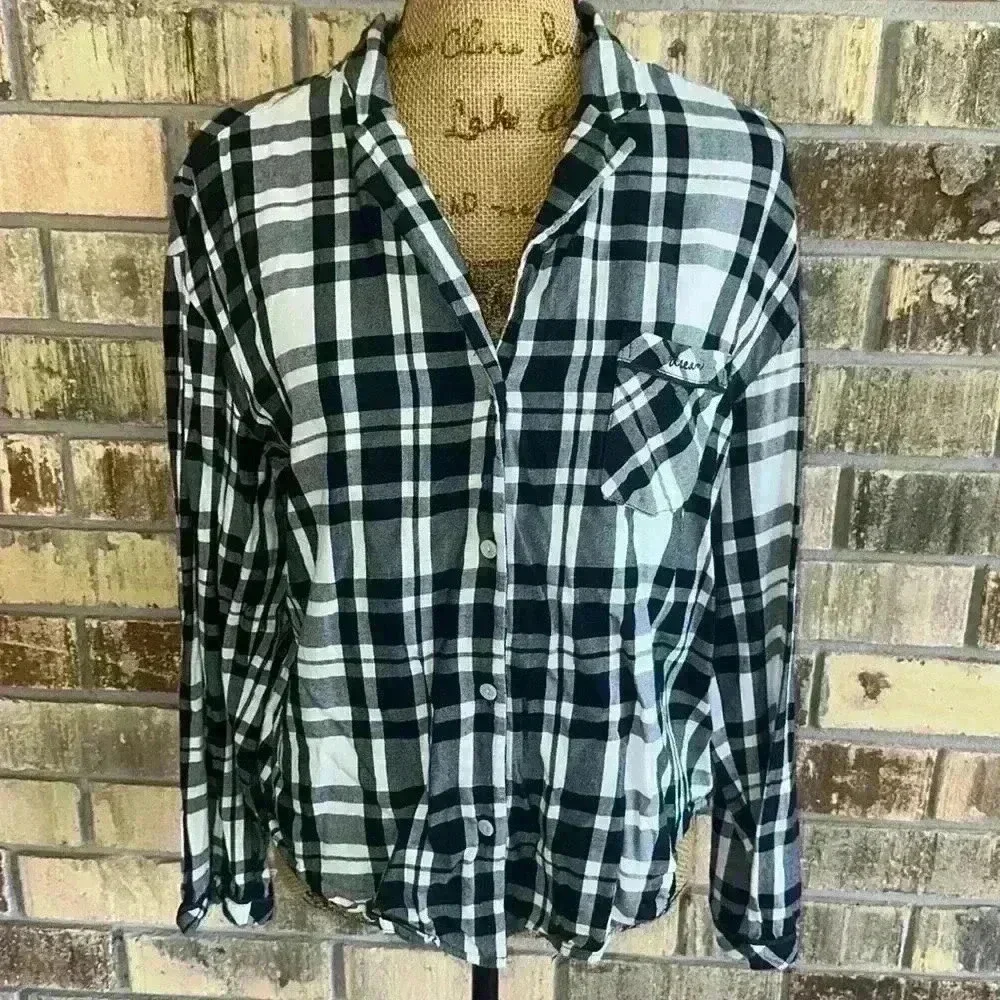 Victoria's Secret Women's Checkerboard Plaid Pajama Shirt Size S -Cozy & Stylish